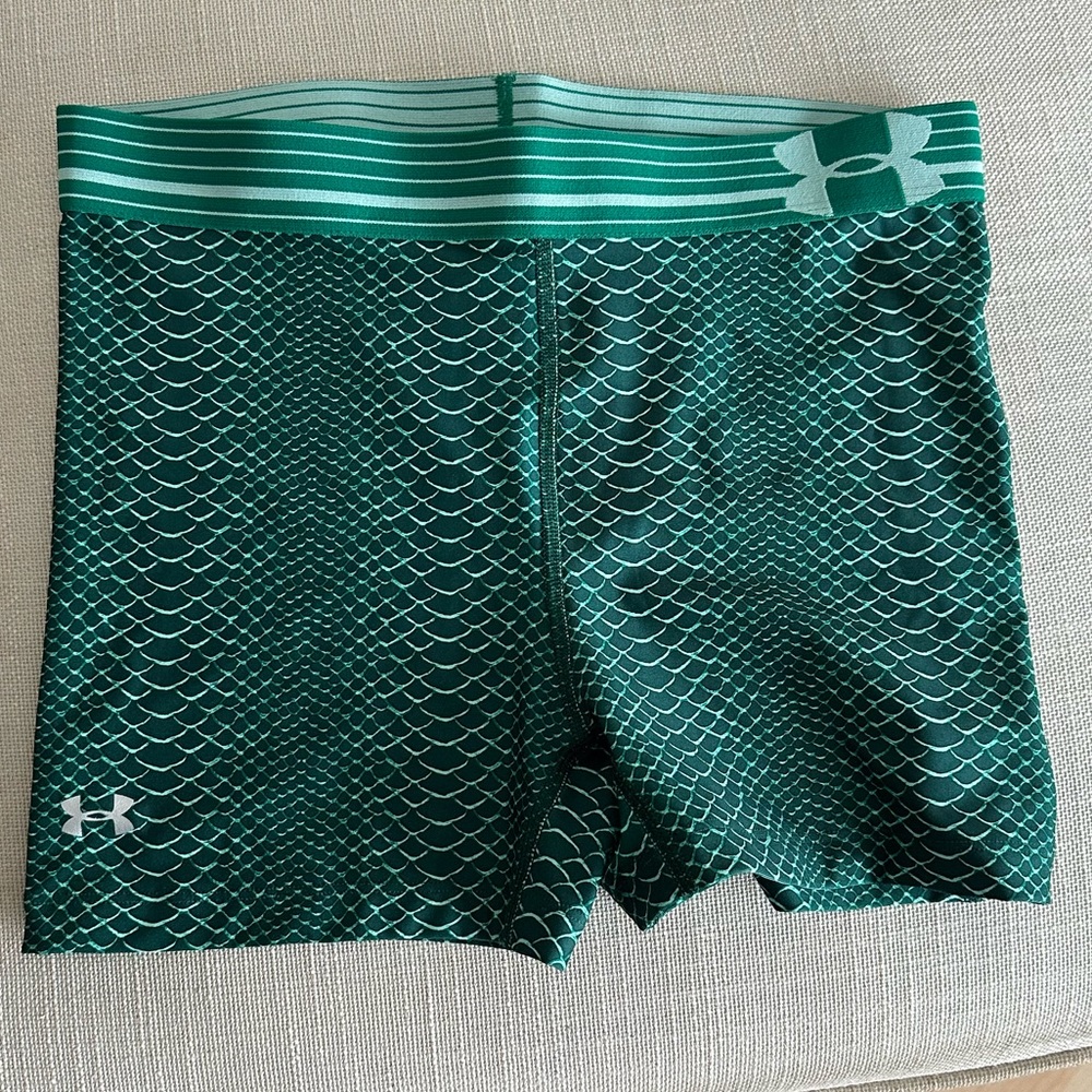 UA Snake Print Compression Shorts - Size Small
